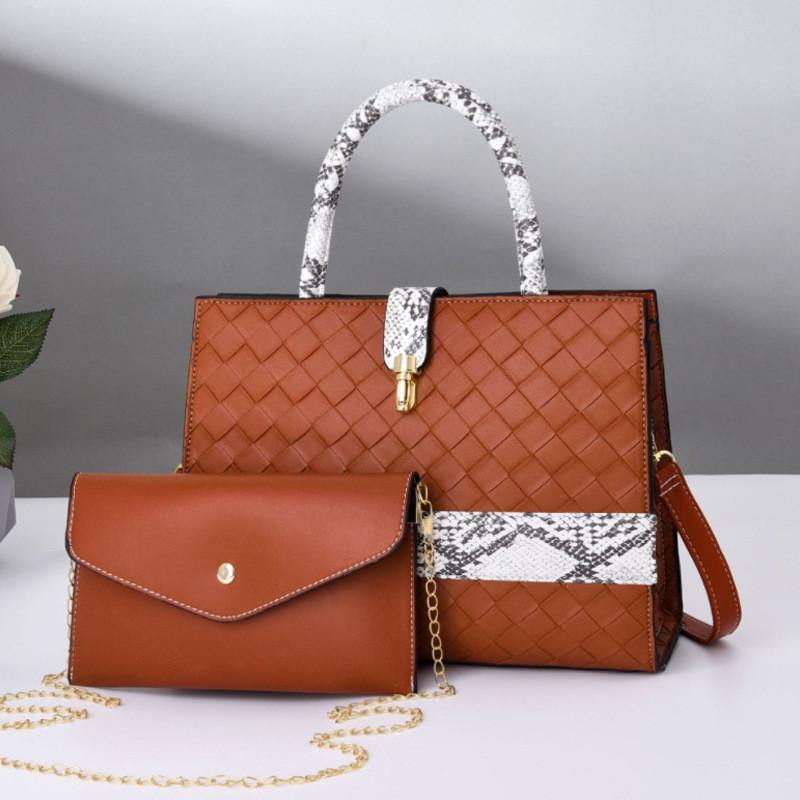 Contrast Color Large Capacity Single Shoulder Crossbody Bag With Weaving Design