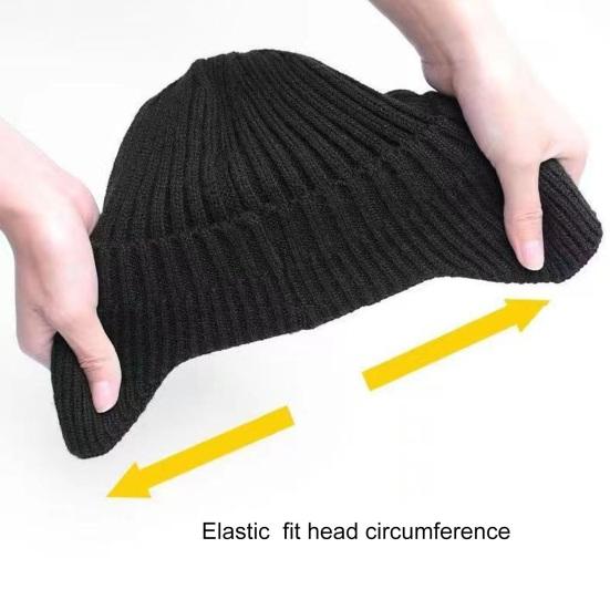 Men Winter Knitted Peaked Hat with Earmuffs Windproof Warm Earflap Hat Outdoor Cycling Baseball Hat Knitted Newsboy Hat with Visor