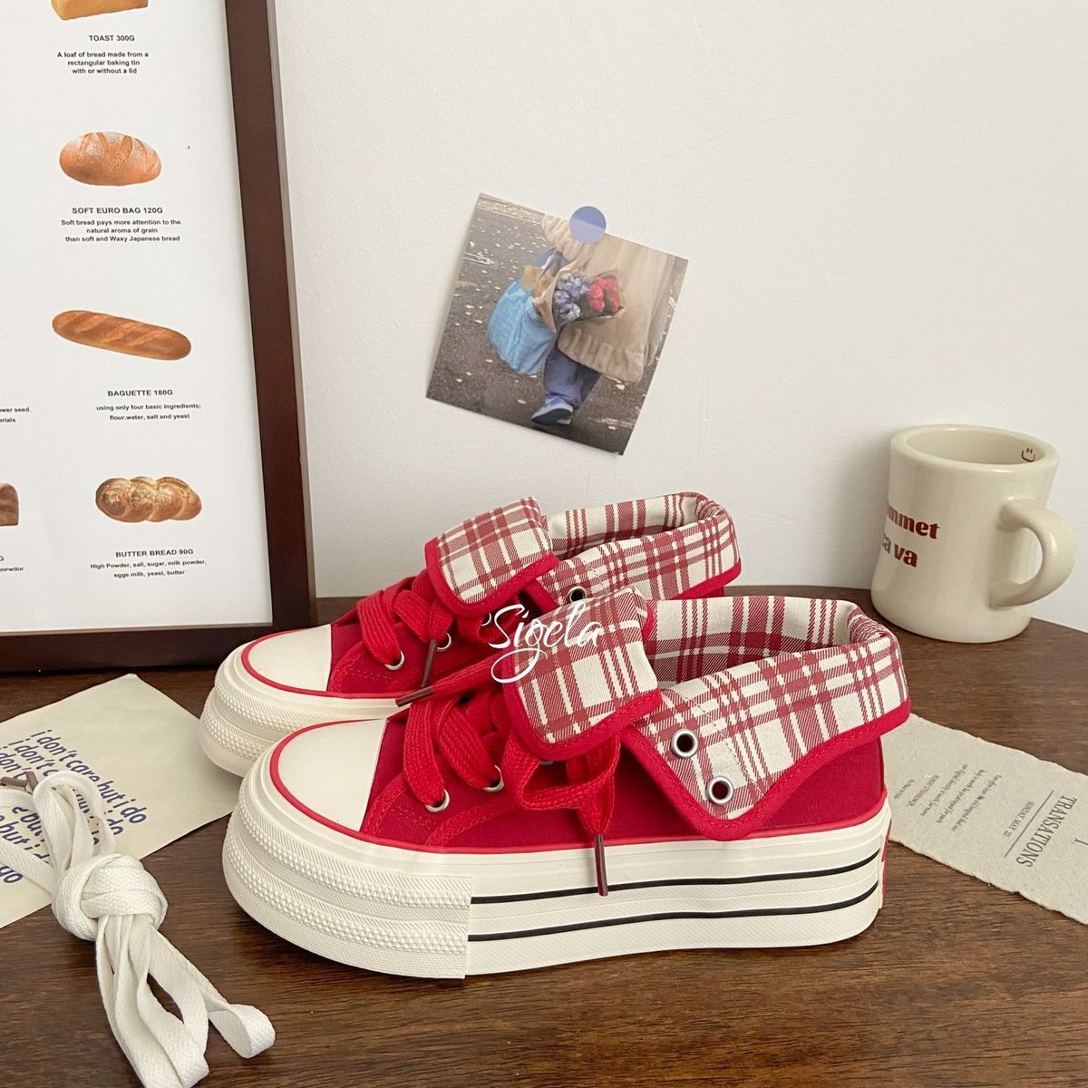 

Campus style thick-soled high-top canvas shoes, children s autumn new two-wear design double straps, white shoes tide 40 червоний