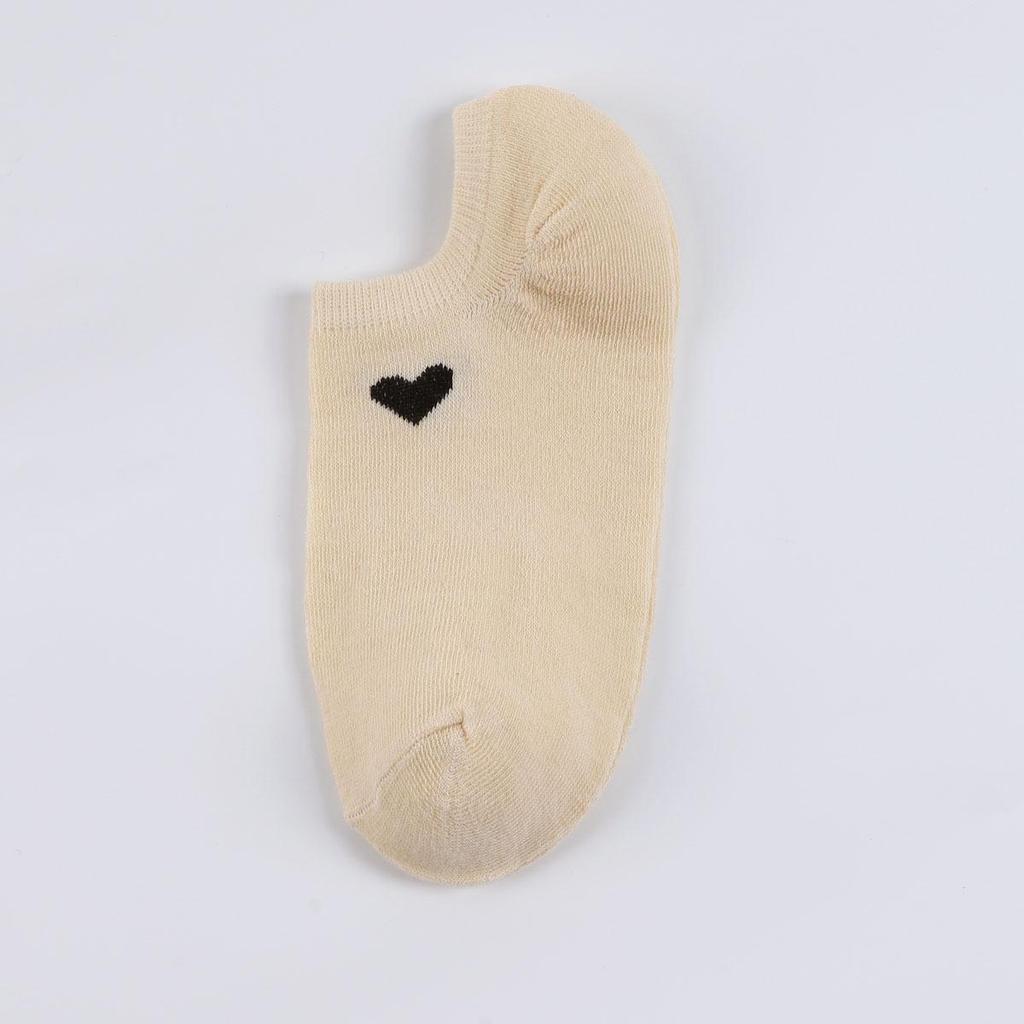 Women's Heart Pattern Low-Cut Invisible Socks – Breathable, Versatile, and Lightweight Summer Boat Socks.