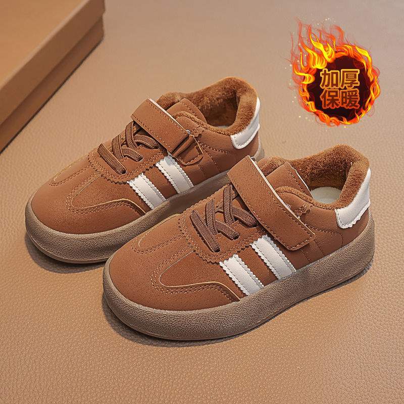 Children's board shoes 2025 winter new boys' fashion sports shoes girls' casual trendy velvet warm and non-slip shoes