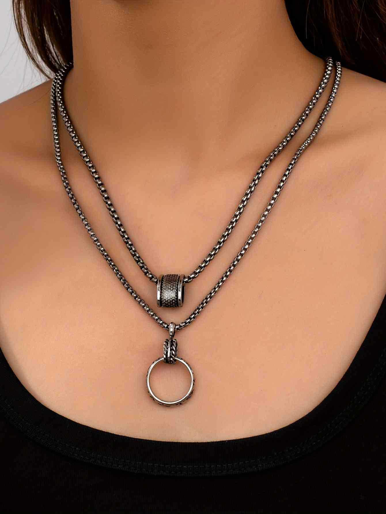 Retro Double Layer Round Pendant Clavicle Necklace: European & American Hip Hop Fashion