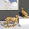 Modèle de Figurine Léopard Doré yangyizhi, Statue Vive, Posture Accroupie en Course, Ornement en Résine pour Meuble TV Entrée Bureau, Pendaison de crémaillère, Affaires
