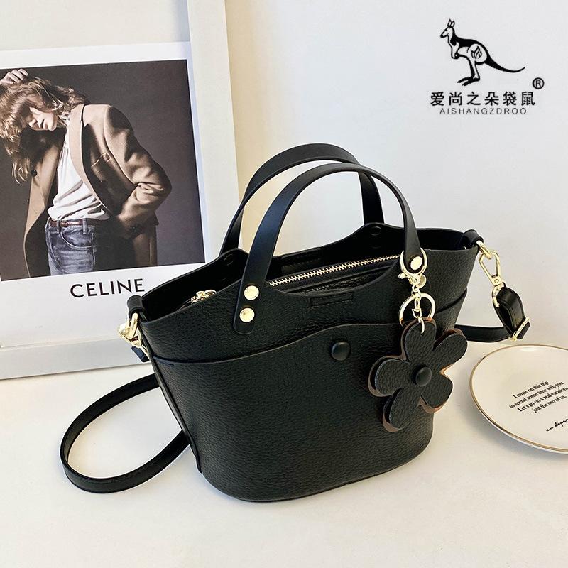 Women's bag popular shoulder bag women's new versatile texture messenger bag classic retro portable bucket bag