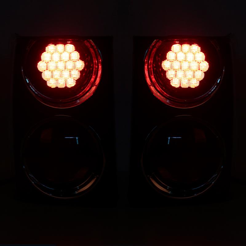 For Range Rover Vogue L322 2002-2009 Car Tail Light Rear lamp Assembly Rear Brake Lamp Signal Red Car Accessories