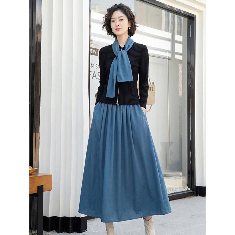 2026 Spring Fashion Slimming Knit Top & Blue A-Line Skirt Set