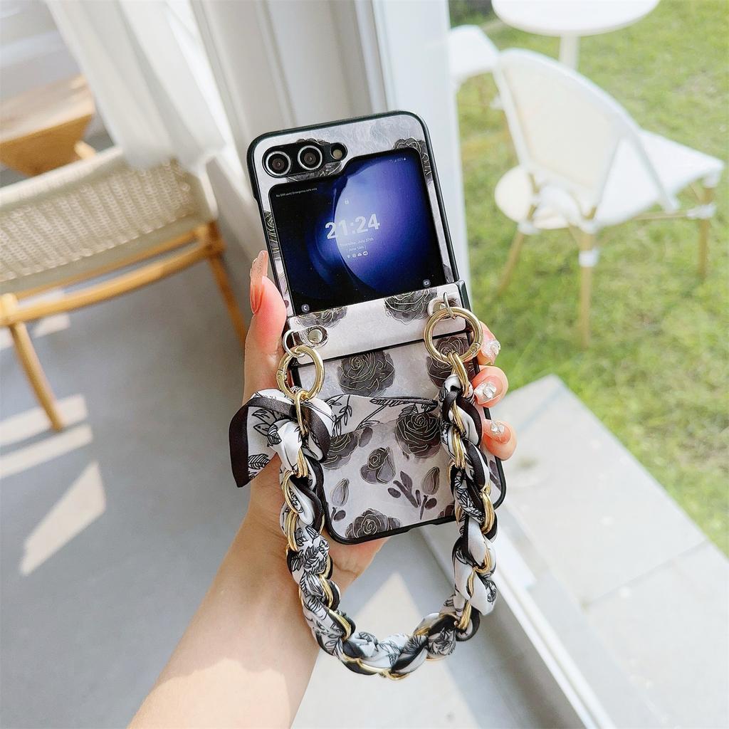 For Samsung Galaxy Z Flip5 5G Wholesale Lacquered Pattern PU Leather+PC Cell Phone Cover with Silk Scarf Chain