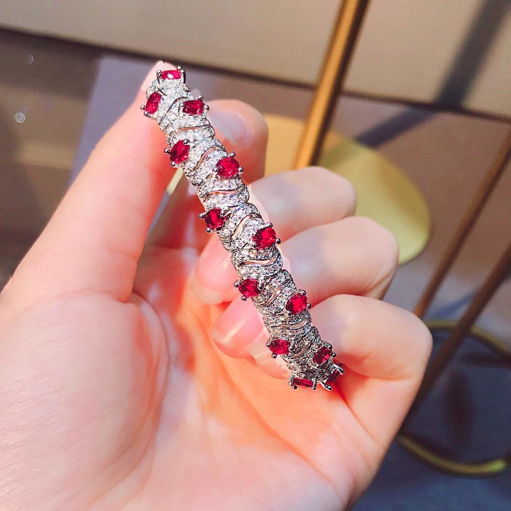 

Imitation Mozambique Ruby Bracelet Micro Pave Full Diamond Emerald Color Gemstone Red Diamond Bangle