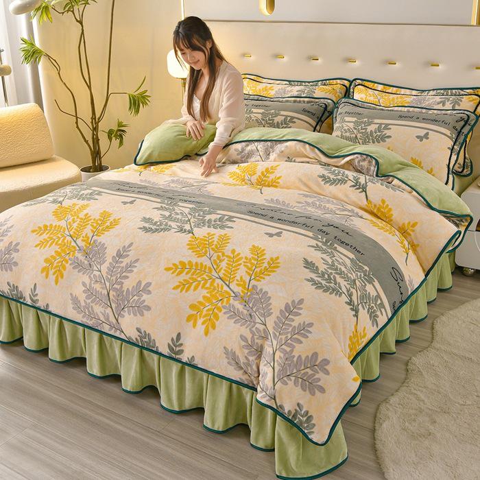 Cozy Flannel 230g Milk Velvet Printed Bed Set with Skirt - New Autumn/Winter Collection, Hot Seller