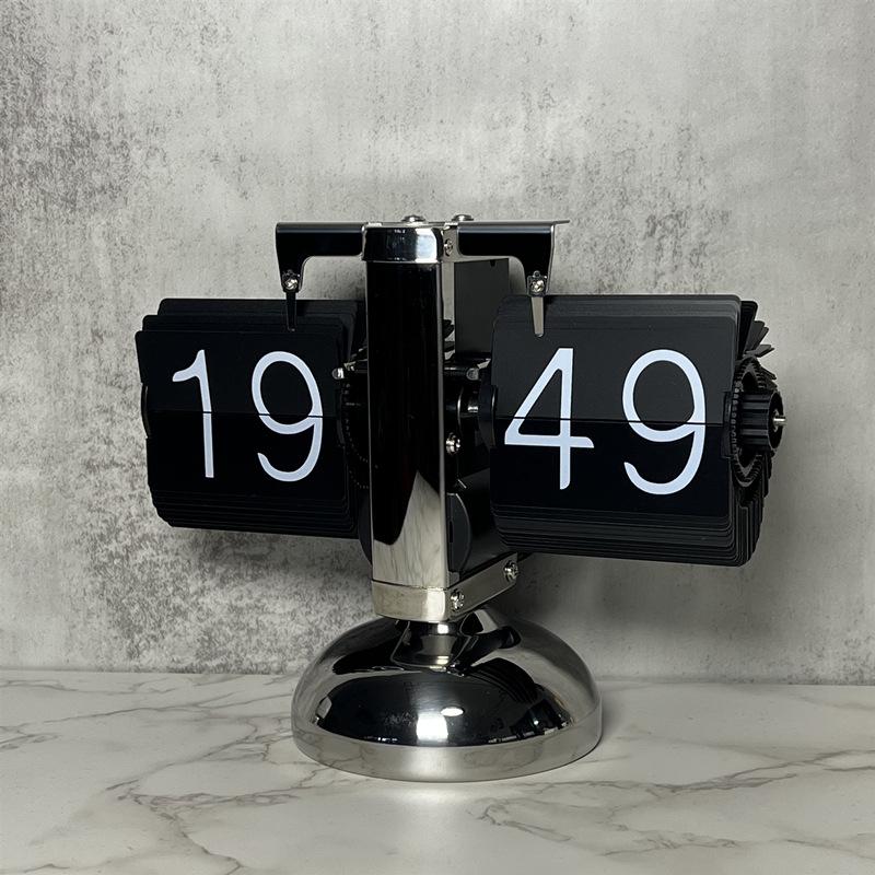 European Retro Flip Clock: Simple Desktop & Wall Design