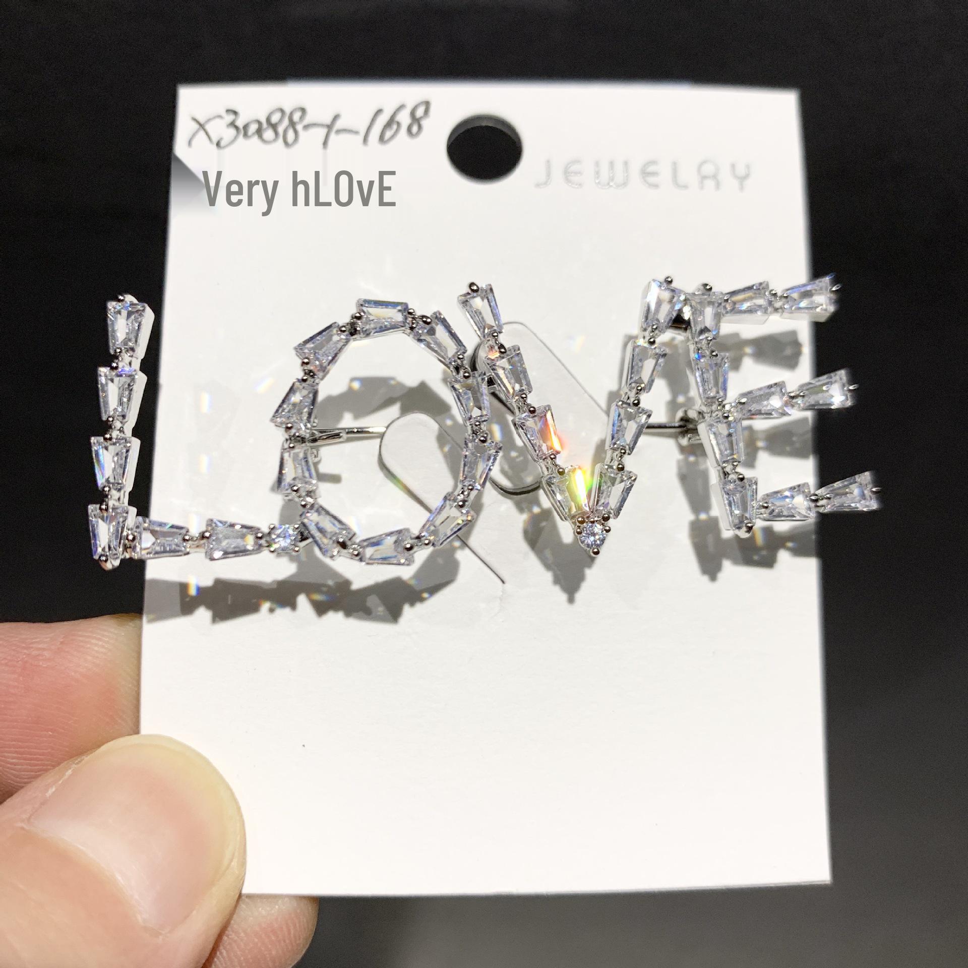 Zirconia LOVE Brooch for Women - Creative, Exquisite Suit Accessory