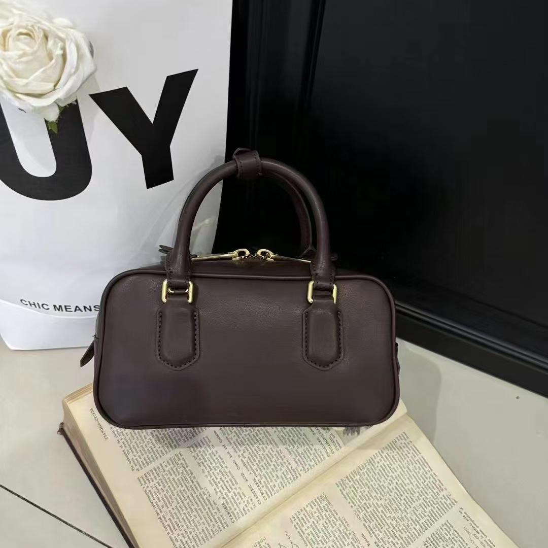 

2023 Women s Retro Boston Bowling Shoulder Bag - Autumn & Winter Collection Small: 22*8*11cm