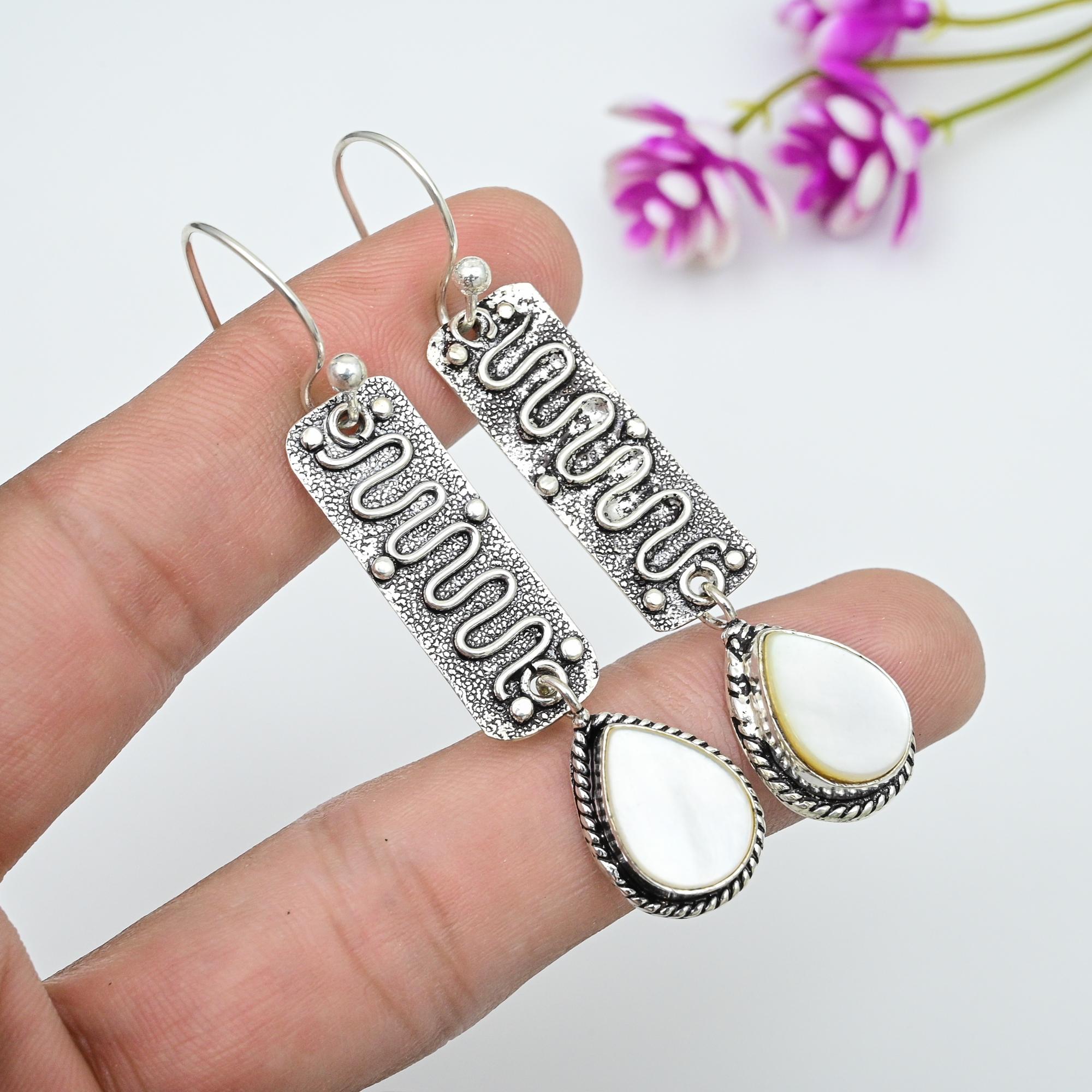 

Серьги из перламутра, 925 пробы цельного серебра серьги ручной работы с драгоценными камнями, подарки для жены абсолютно новые серьги белый