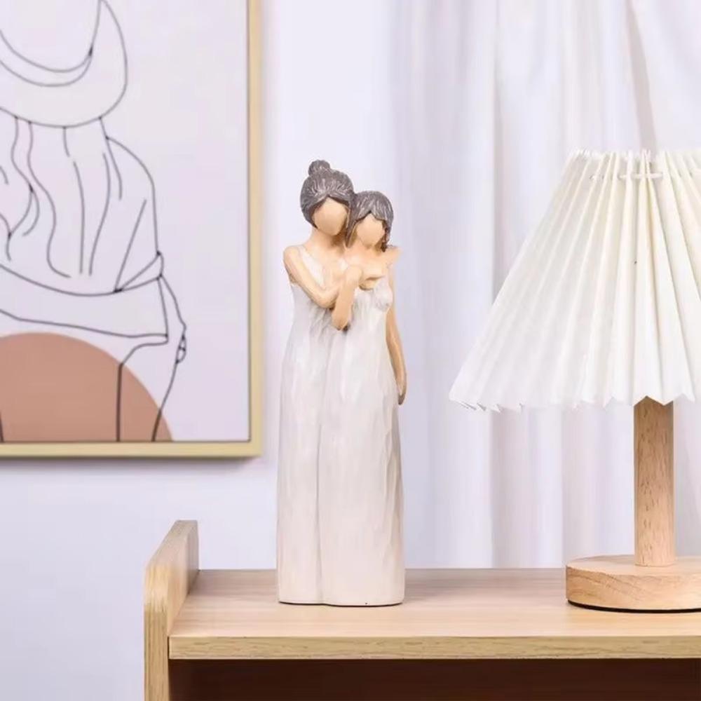 Resin Craft Mom Hug Daughter Sculptures Elegant Family Sculpture  Mothers Day
