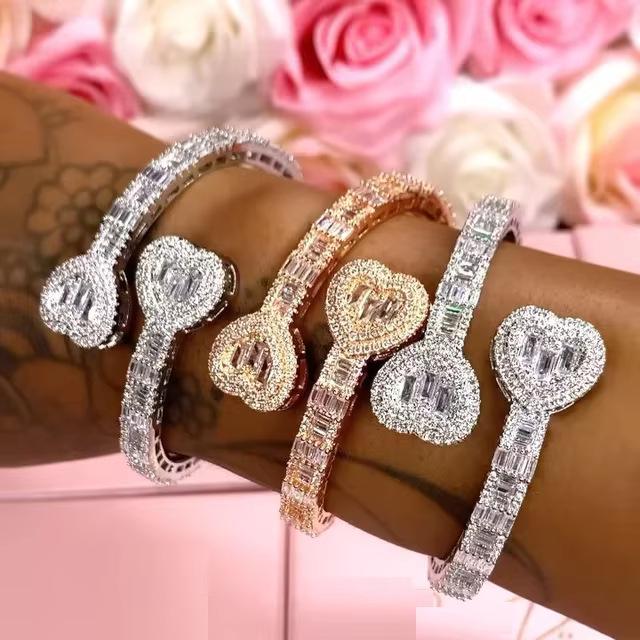 

Hip Hop Heart Charm Diamond Open Bangle Bracelet