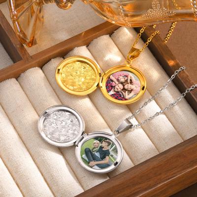 Free Photo Custom Necklace Stainless Steel Flower Openable Photo Frame Round Pendants Necklaces for Women New Fashion Jewelry