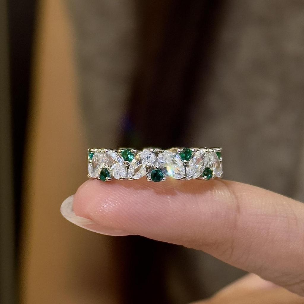 Whole Body S Horse Eye Rhombus Row Diamond Closed Ring High Carbon Diamond Green Diamond Star Cultivation Green Pointed Crystal Ring