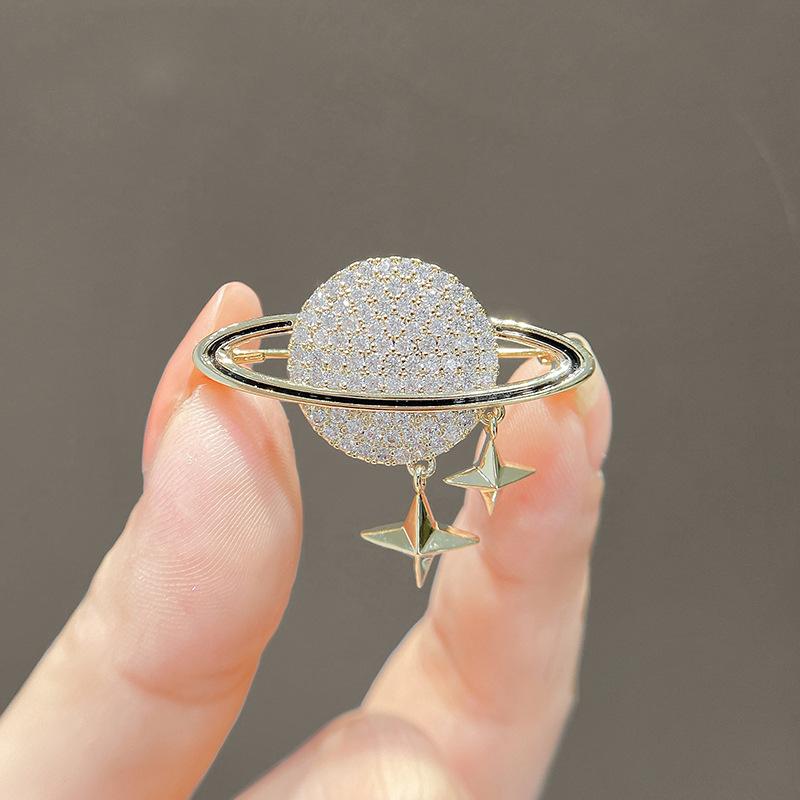 Star Premium Planet Fransen Brosche Blazer Zubehör Wollmantel Pin Feste Kleidung Mode Corsage