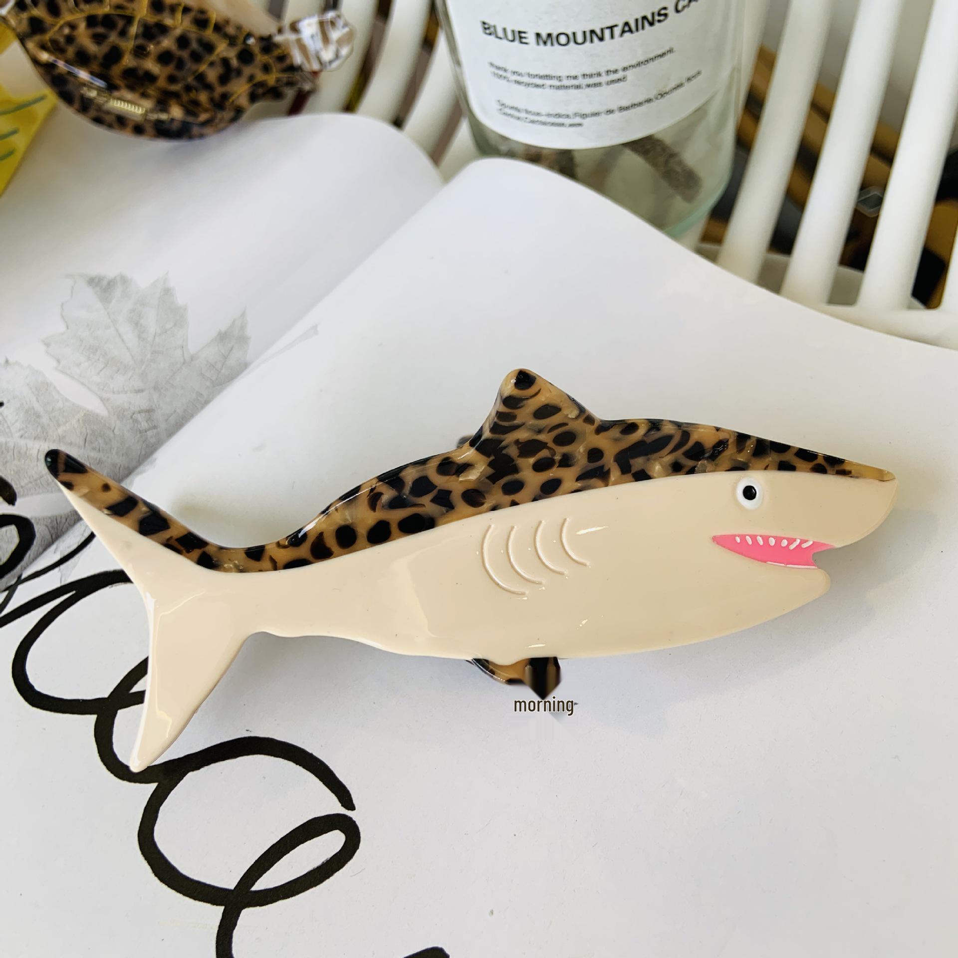 

Ацетатный зажим-краб из серии «Океан» - Аксессуар для волос с дизайном животных: пингвина и акулы