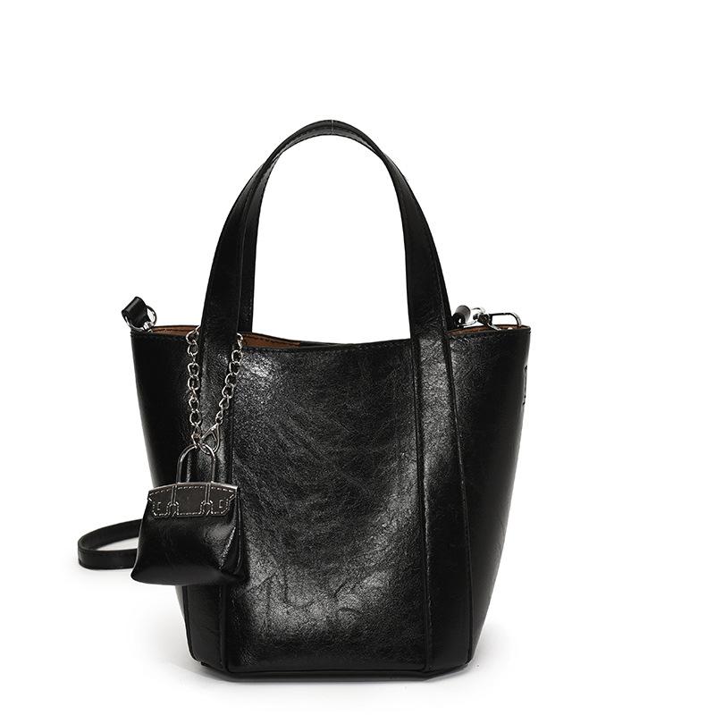 Handbag Women's 2025 New Fashion and Popular Shoulder Crossbody Bag Mother and Child Bag Versatile Bucket Bag