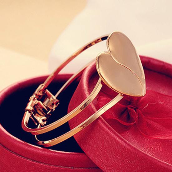 Fashion Women Gold Plated Cuff Bangle Couple Love Heart Charms Bracelet Jewelry