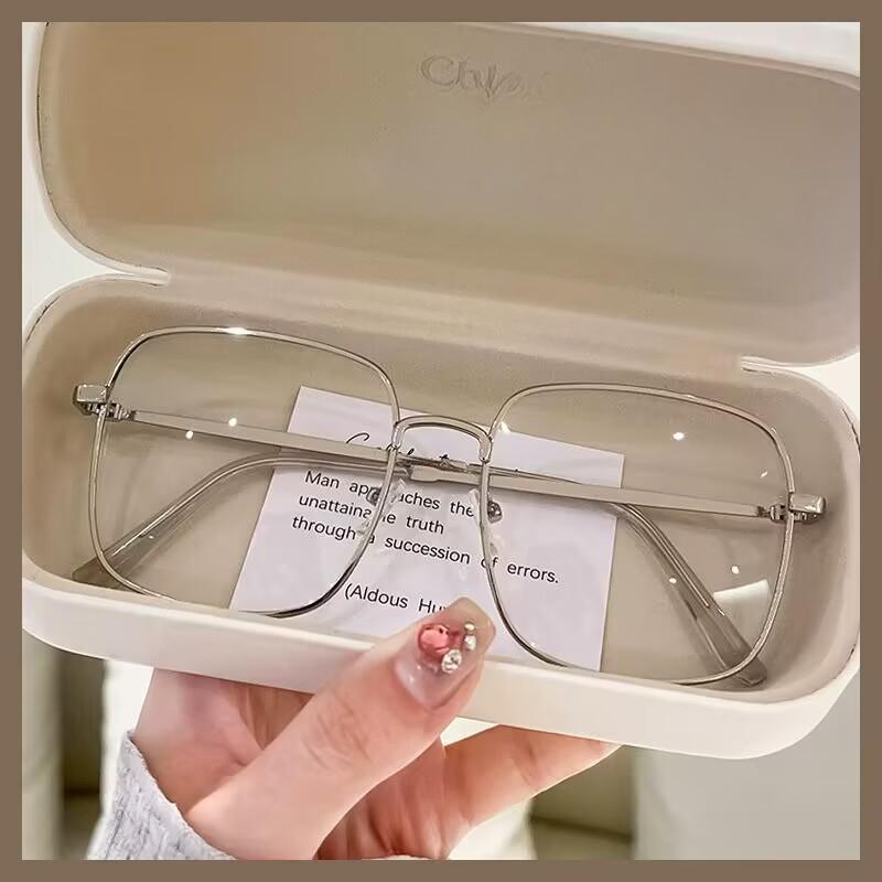 Versatile Anti-blue Light Glasses Without Makeup, Large Square Frame, Metal Diamond Rimmed Frames, HD Myopia Glasses