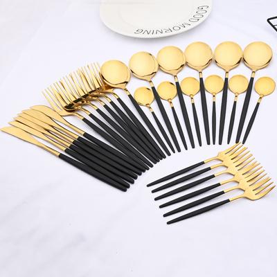Set Tacâmuri Negru Auriu 30 Bucăți Cuțit Furculiță de Tort Lingură Set Veselă Tacâmuri Inox Argintărie Petrecere Bucătărie Veselă de Masă