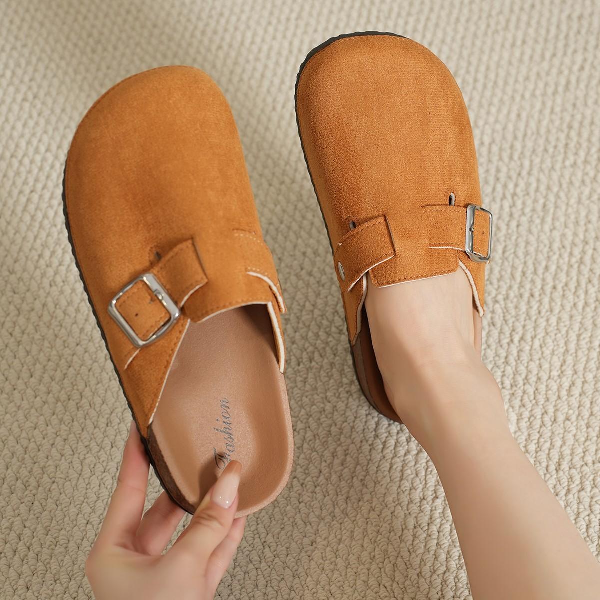 

Жіноче літнє європейське та американське модне взуття на плоскому підборі з напівперетягуванням, повсякденне взуття для іноземної торгівлі, великі розміри, нові сандалі 36 світло-коричневого кольору