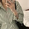 Minimalist Green Striped Shirt for Women with A Sense of Design for The New Spring Lazy Coat Long-sleeved Top