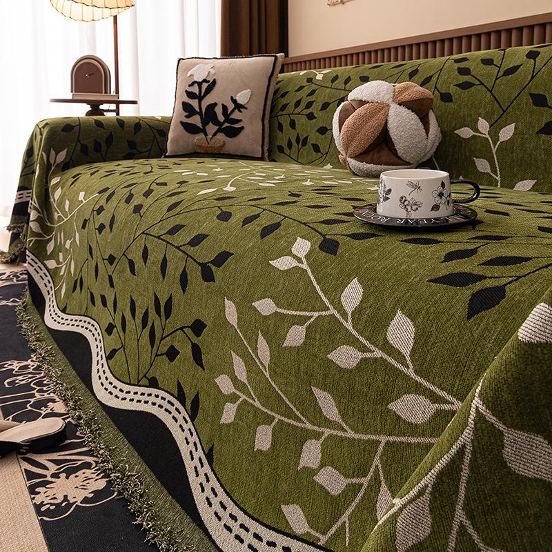 French Leaf Printed Sofa Towel With Tassels Skin-Friendly Chenille Knee Blanket For Office Multifunctional Dustproof Sofa Cover