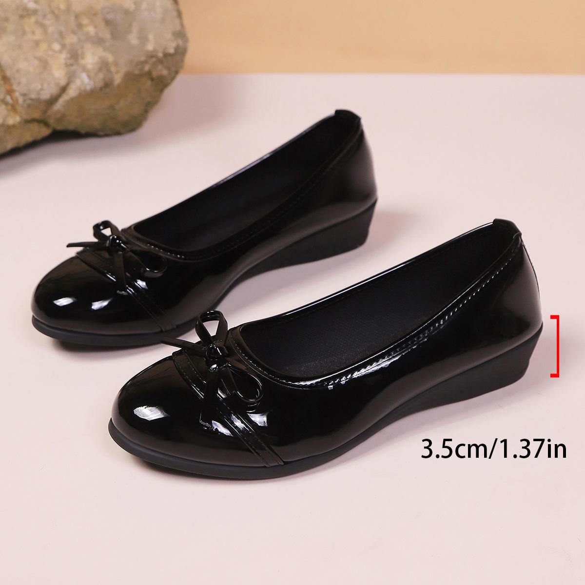 

2025 Versatile Commuter Bow Gentle Solid Color Single Shoes Light Mouth Women s New Large Size Fashion Casual Shoes Women s 43 чёрный
