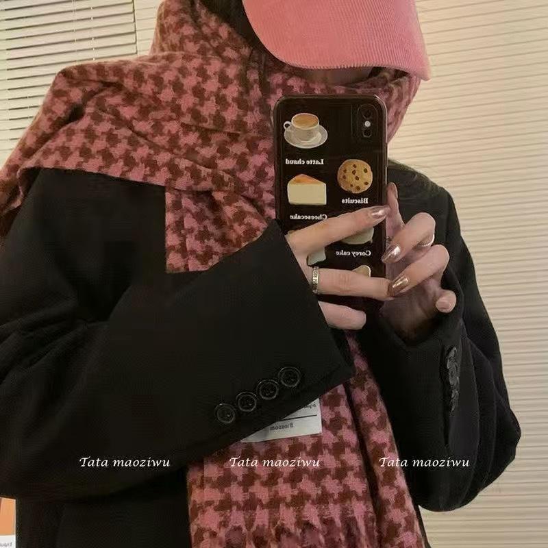 Contrasting color grid scarf women's winter Japanese retro grid scarf warm couple knitted scarf fringed shawl dual-purpose