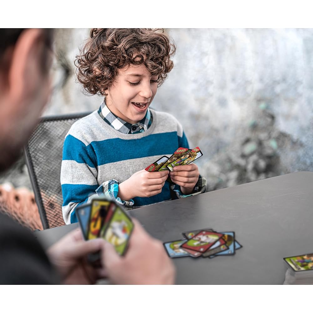 Mattel UNO Minecraft Card Game 112 Cards for 2-10 Players Ages 7 and Up Green