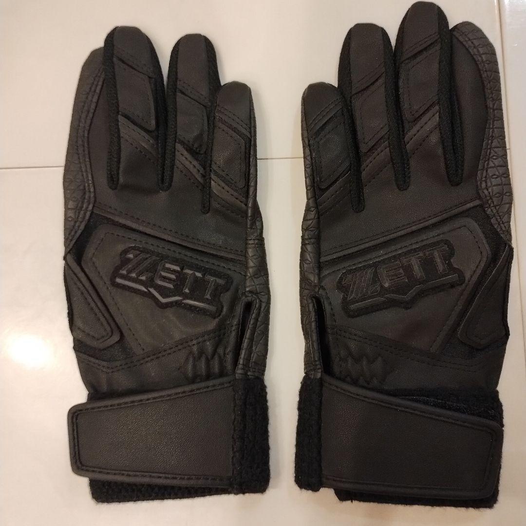 Used ZETT batting gloves black