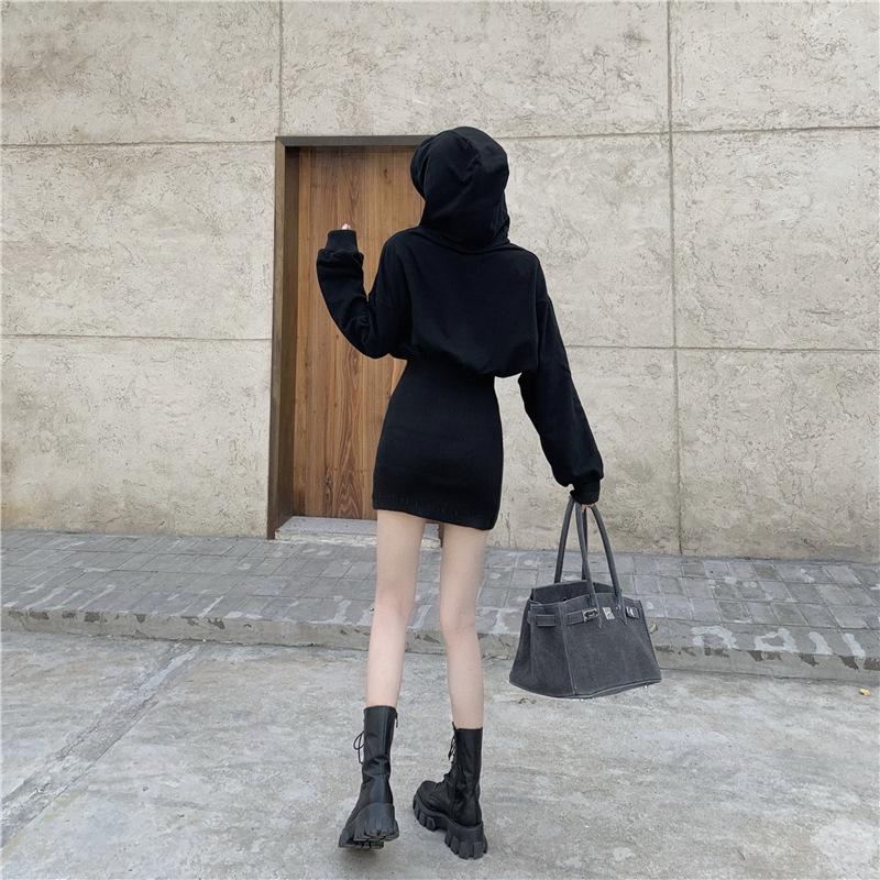 2025 Hepburn Style Black Sweater Dress for Petite Women - Autumn/Winter Collection