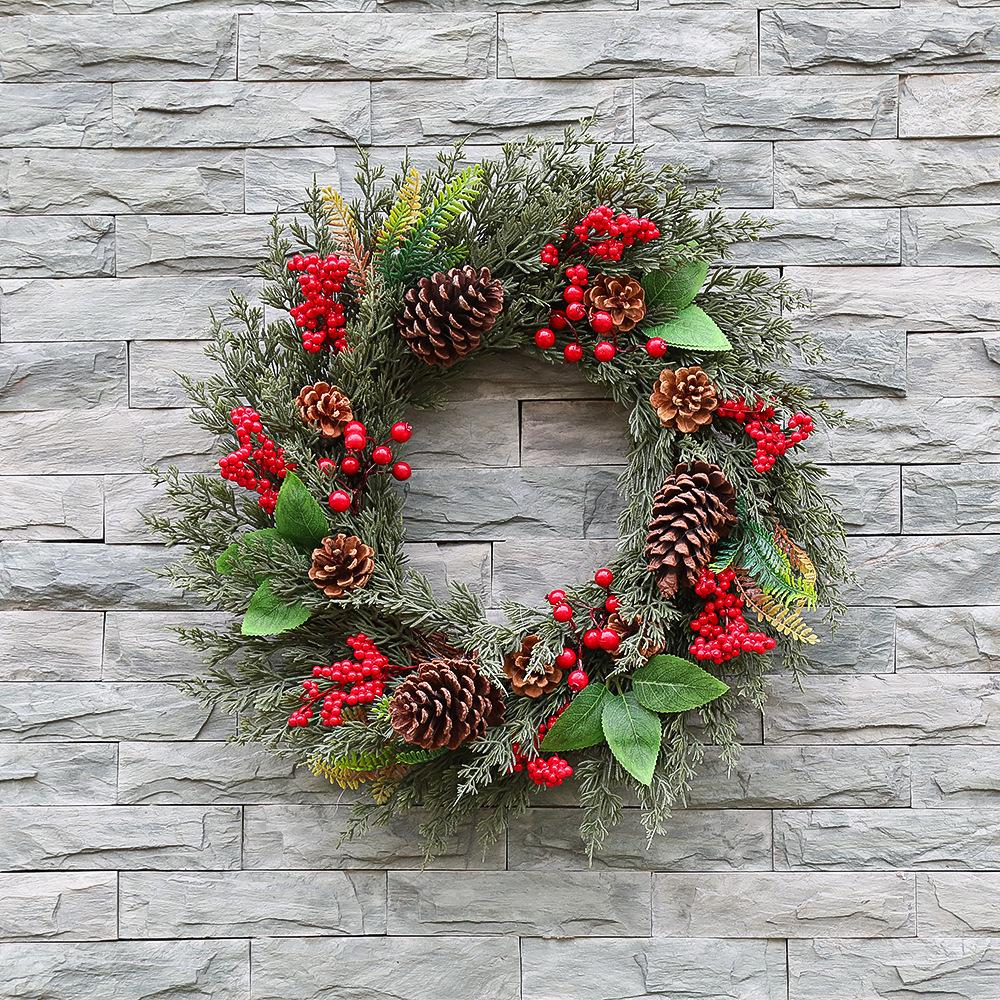 New Christmas Wreath Wreath Oil Pine Red Fruit Home Decoration American Christmas Rattan Pendant