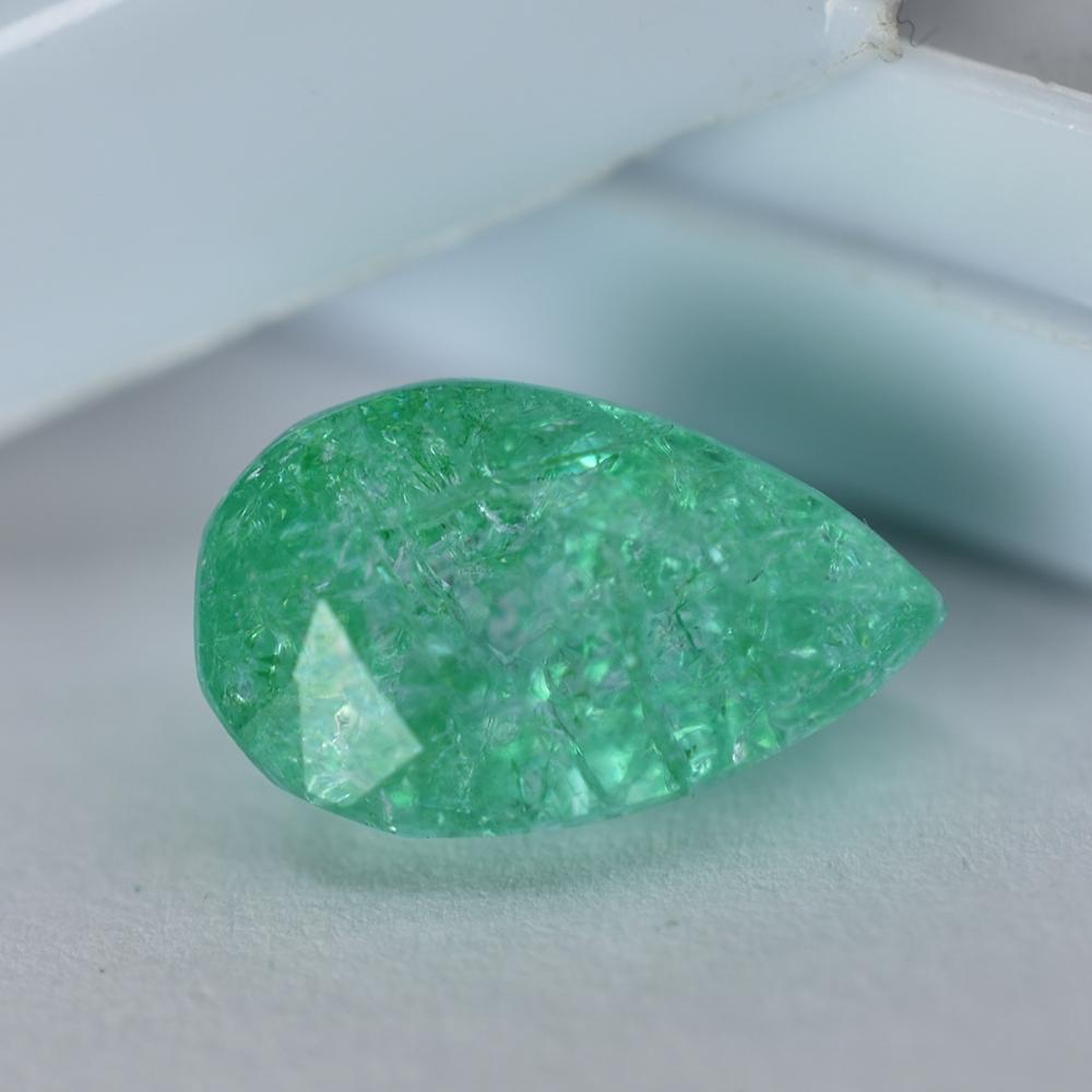 Natural Green Emerald Loose Gemstone High Grade Oval Cut 7.70 ct Colombian for Jewelry Designs