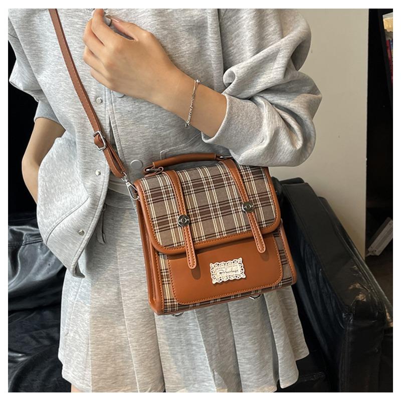 Retro contrasting backpack women's new college style plaid single shoulder messenger bag versatile small backpack