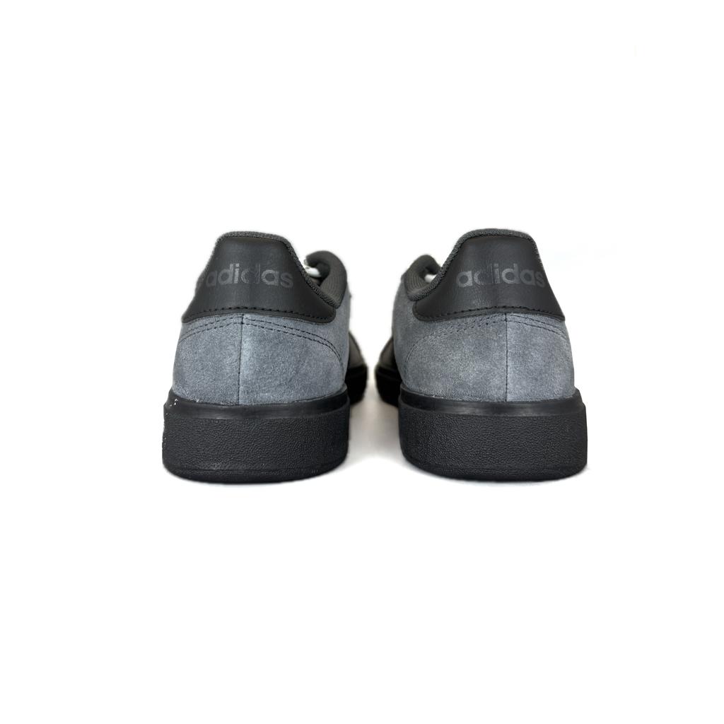 Adidas GRAND COURT Cushioning, Wear Resistant Low top Skateboard Shoes Unisex Black White Gray JR5542(Team502-)