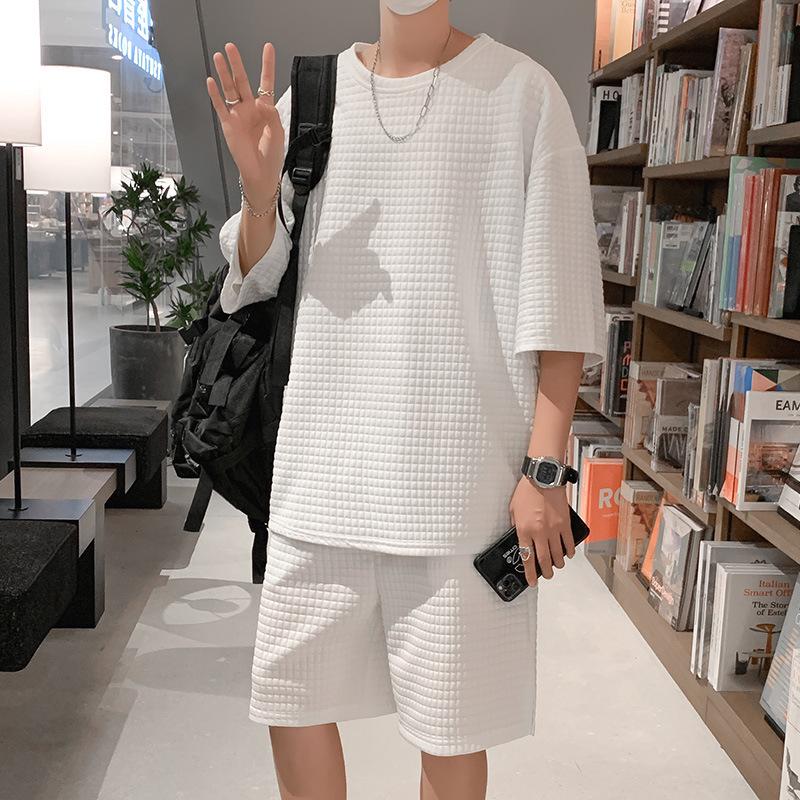 2024 Sommer Koreansk Gutt Sportdress i Hong Kong-stil: Løs T-skjorte & Enkle Femlommershorts