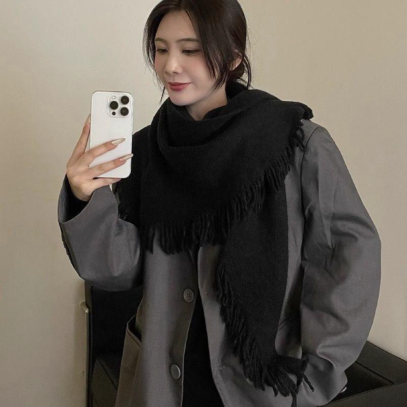 Korean Niche Tassel Triangle Shawl for Women - Versatile, Warm Autumn Winter Scarf