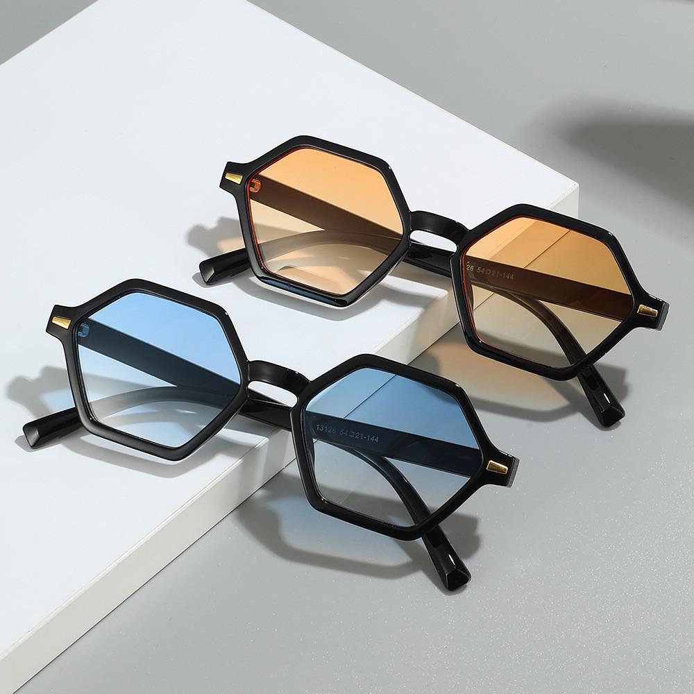 Trendy Hexagonal Small Frame Sunglasses Hip-Hop Style Uv400 Rivets Decoration Shades Sun Glasses For Women & Men