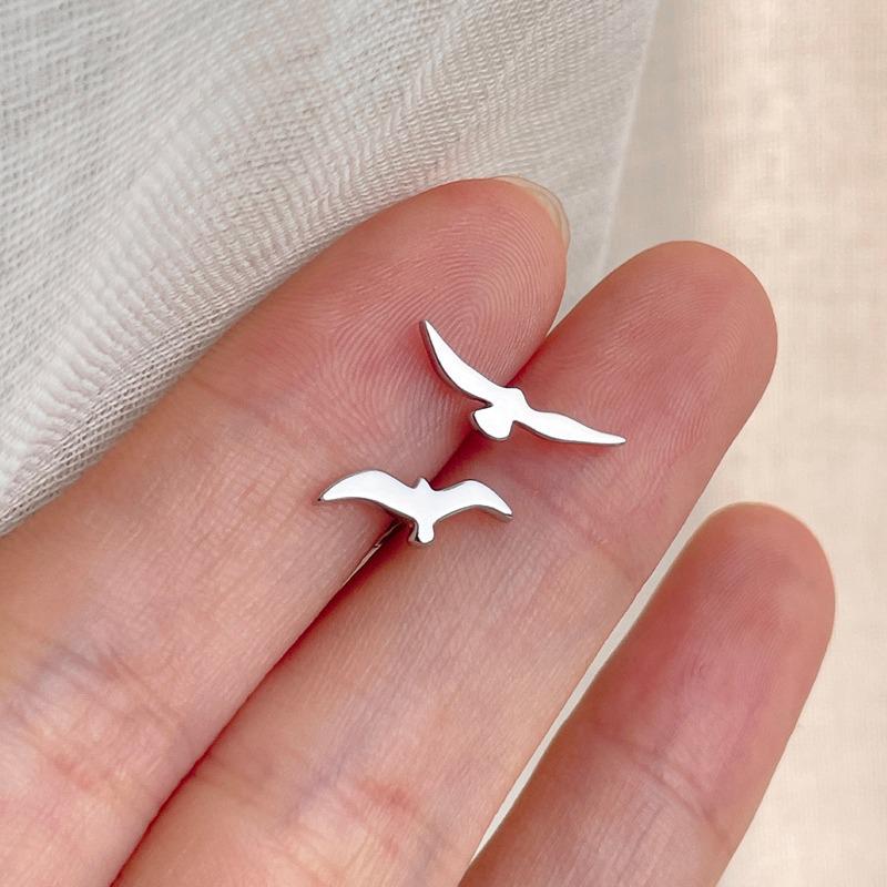 Swallow & Seagull Asymmetric Bird Cartilage Earrings - European American Style