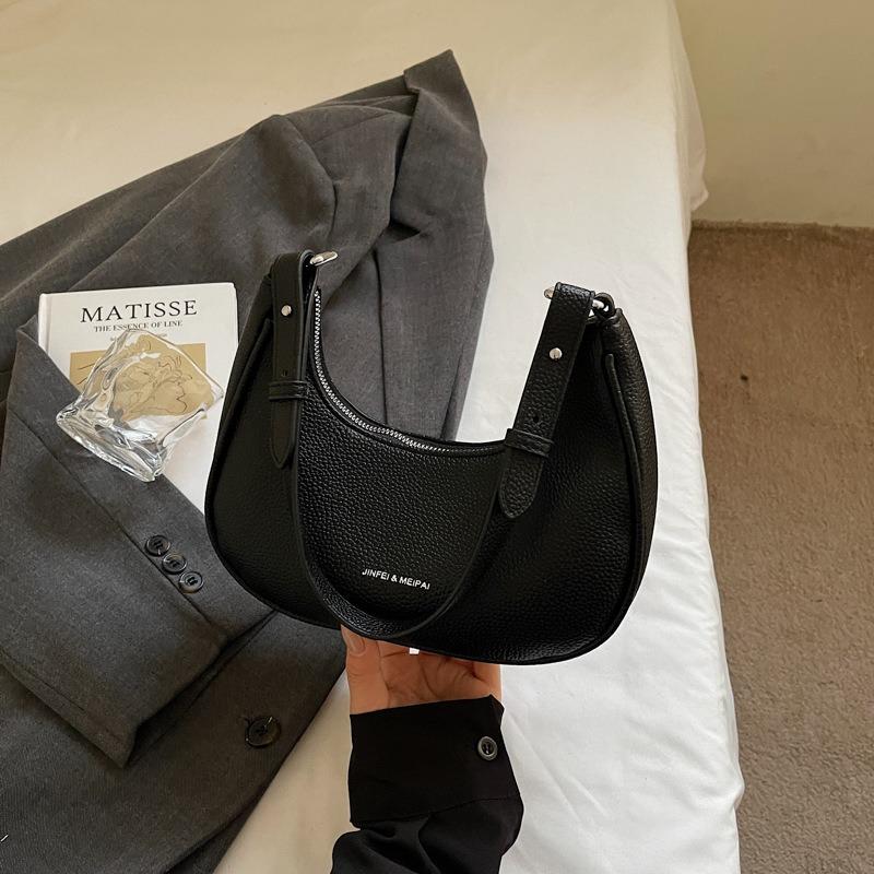 

Casual bag women s summer new fashion niche single shoulder armpit bag is now popular dumpling bag чорний