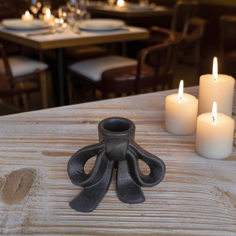 2pcs Candlesticks Vintaged Type Iron Candle Holders With Artistic Bows Design For Home Desk Displays Candlestick