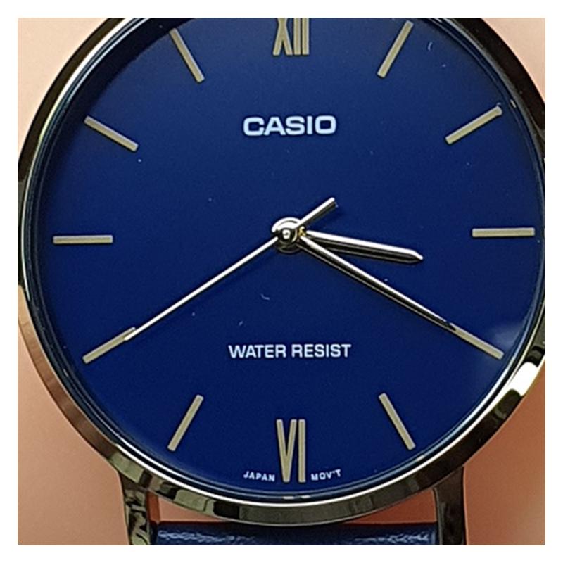 Casio STANDARD Series Classic Simple Exquisite Fashion Blue 1 Three-fold Buckle Waterproof Quartz Movement Stainless Steel Strap Japanese MTP-VT01B-2B