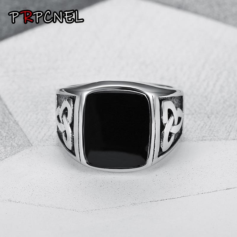 US Größe 7 bis 15 Vintage Punk Stil Silberfarben Titan Edelstahl Irischer Knoten Ring für Männer Frauen Retro Schmuck