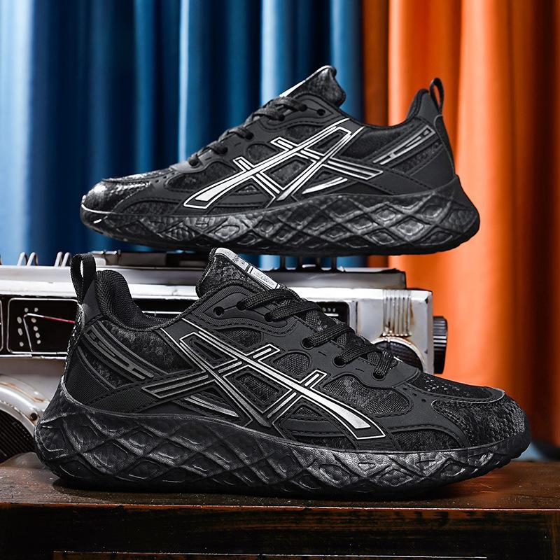 

Sneakers Men s autumn leather surface waterproof, lightweight and non-slip casual sports running shoes Student white shoes tide winter 39 чёрный