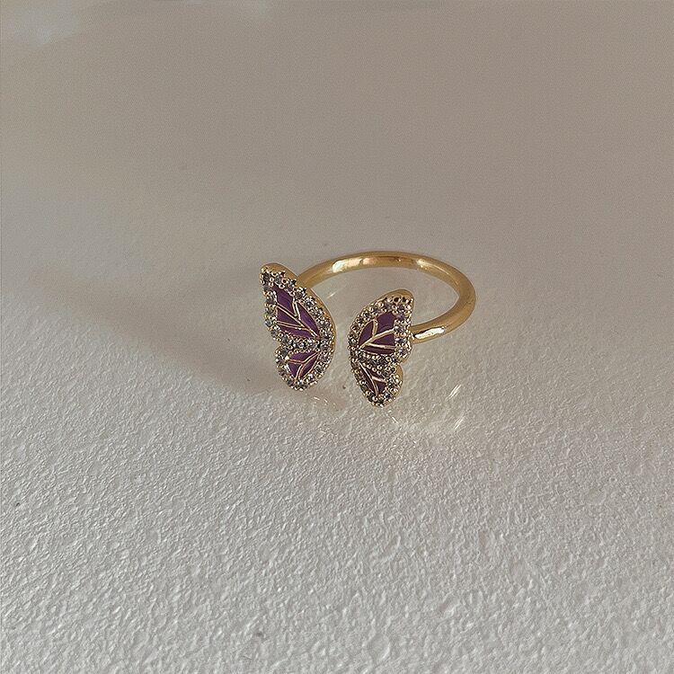 Butterfly Ring Female Niche Design High Sense Unique Ring Pearl Bow Hepburn Style Vintage Index Finger