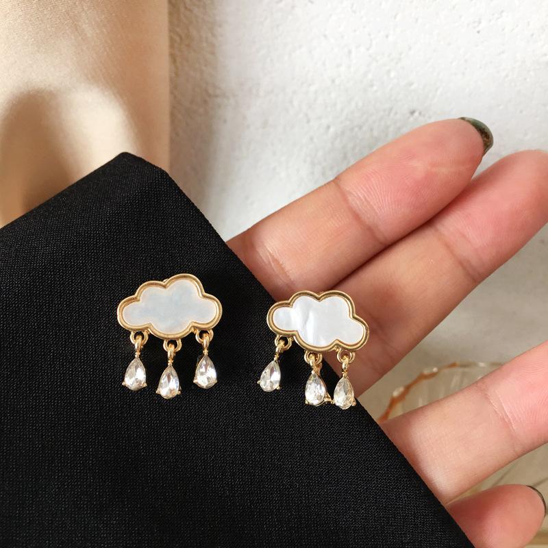 Korean Cute Hollow Cloud Rain Stud Earrings For Women New Fashion Asymmetric Purple Crystal Zircon Tassel Earring Simple Jewelry
